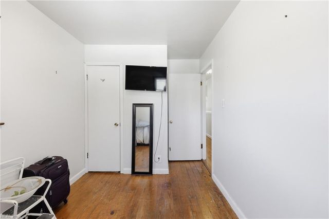 7 Freeman DR, Poquoson, VA 23662