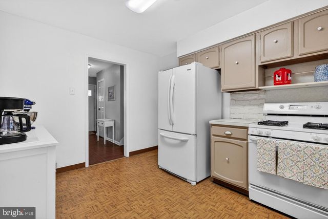 528 LEE ANN RD, Cherry Hill, NJ 08034