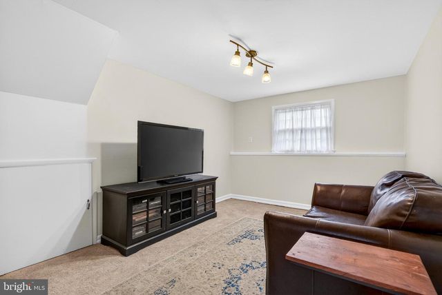 528 LEE ANN RD, Cherry Hill, NJ 08034