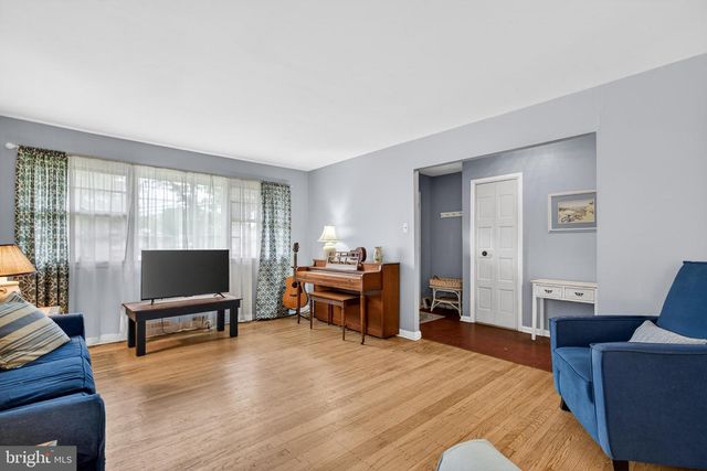 528 LEE ANN RD, Cherry Hill, NJ 08034