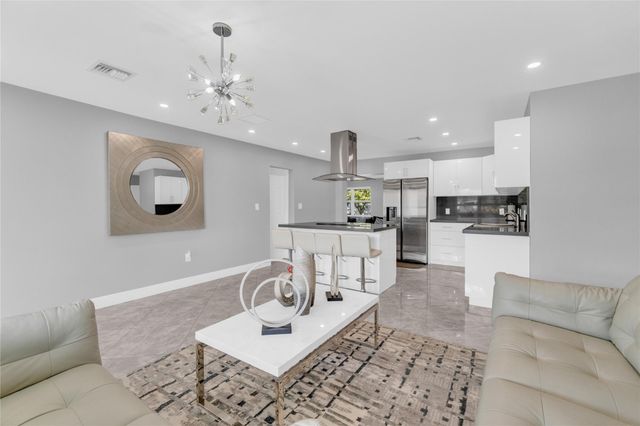 4651 SW 19th Street, Fort Lauderdale, FL 33317