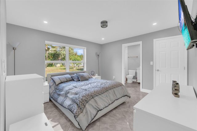 4651 SW 19th Street, Fort Lauderdale, FL 33317