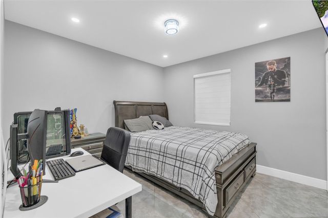 4651 SW 19th Street, Fort Lauderdale, FL 33317