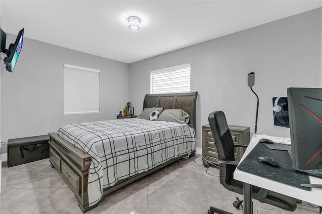 4651 SW 19th Street, Fort Lauderdale, FL 33317