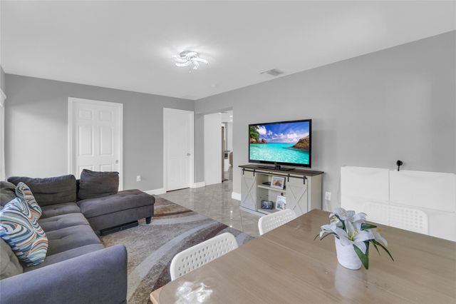 4651 SW 19th Street, Fort Lauderdale, FL 33317