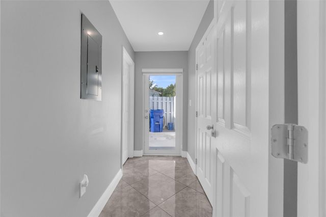 4651 SW 19th Street, Fort Lauderdale, FL 33317