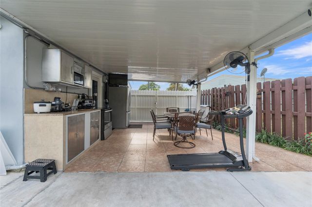 4651 SW 19th Street, Fort Lauderdale, FL 33317