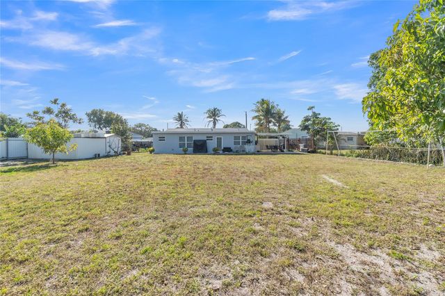 4651 SW 19th Street, Fort Lauderdale, FL 33317