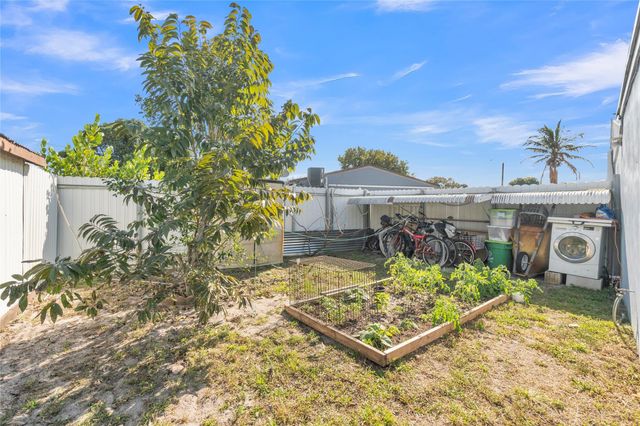 4651 SW 19th Street, Fort Lauderdale, FL 33317