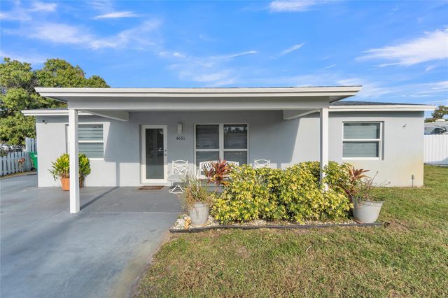 4651 SW 19th Street, Fort Lauderdale, FL 33317