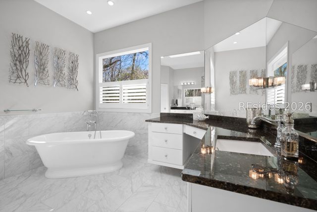 304 Bamberg Dr, Bluffton, SC 29910