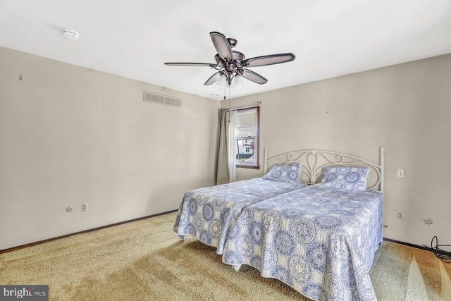511 CHELTON AVE, Burlington, NJ 08016