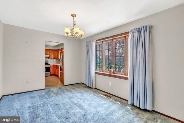 511 CHELTON AVE, Burlington, NJ 08016