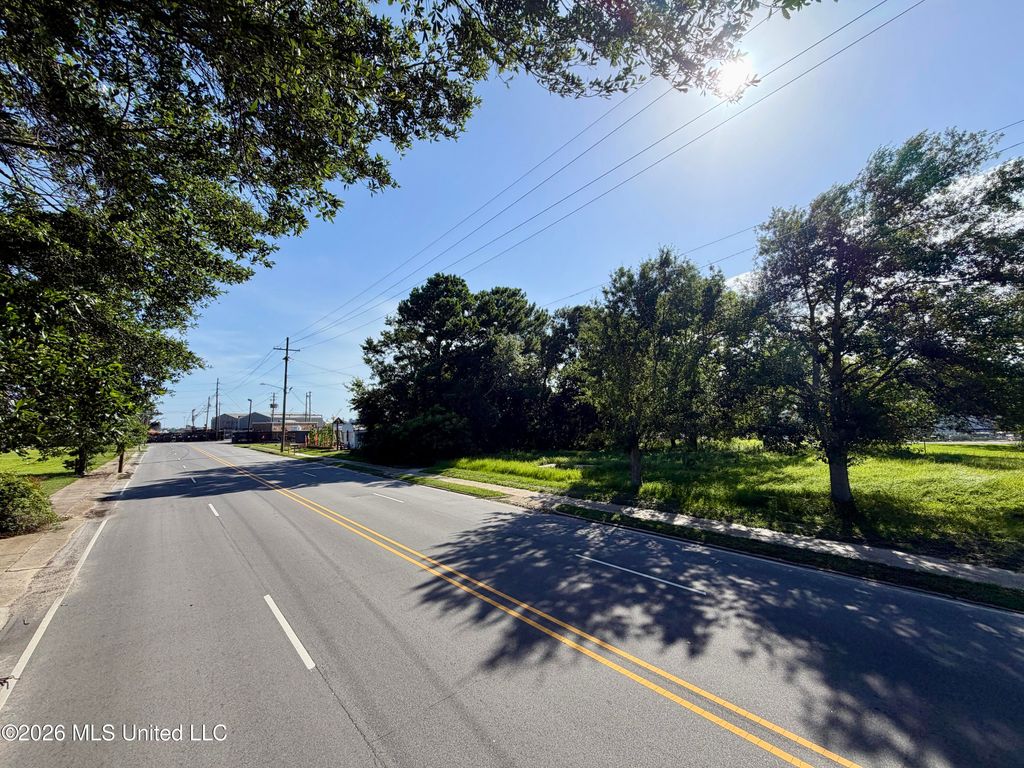 Canty St, Pascagoula, MS 39581
