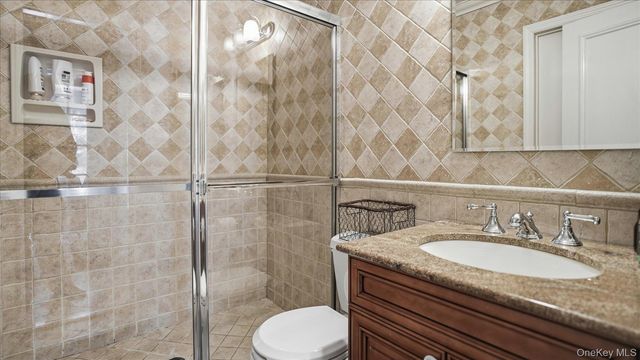 16 Daniel Lane, Dix Hills, NY 11746