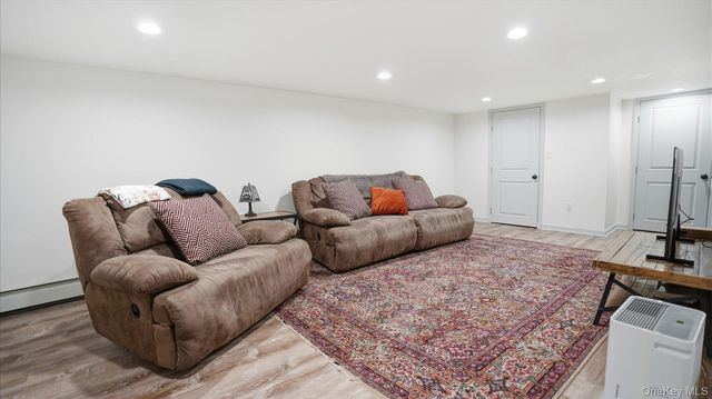 16 Daniel Lane, Dix Hills, NY 11746