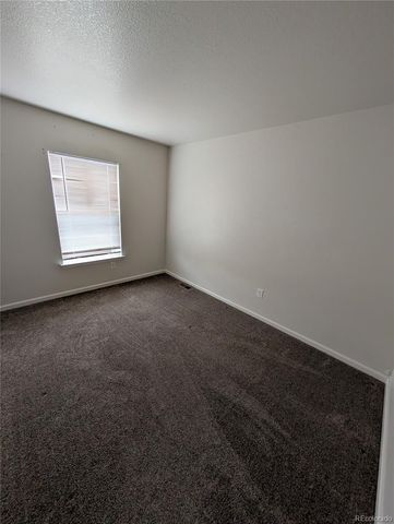 55652 E 28th Place, Strasburg, CO 80136