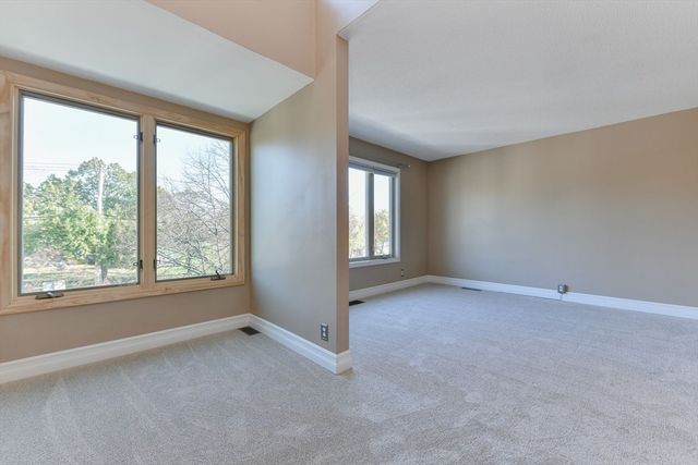 4 Fresh Pond Pl, Cambridge, MA 02138