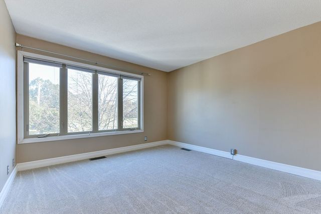 4 Fresh Pond Pl, Cambridge, MA 02138