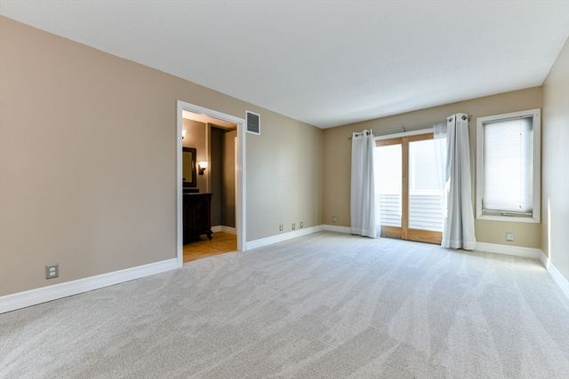 4 Fresh Pond Pl, Cambridge, MA 02138