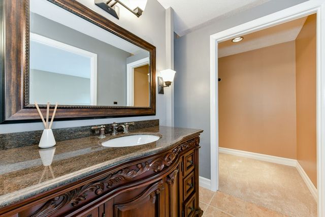 4 Fresh Pond Pl, Cambridge, MA 02138