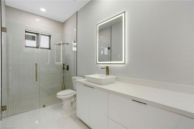 243 SW 24th PL, Cape Coral, FL 33991