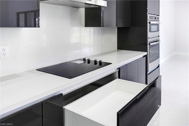 243 SW 24th PL, Cape Coral, FL 33991