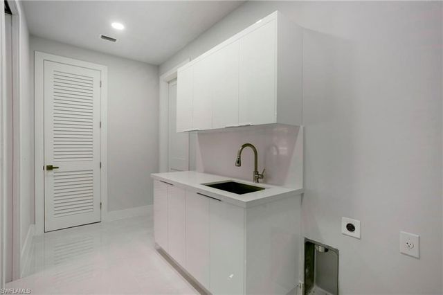 243 SW 24th PL, Cape Coral, FL 33991