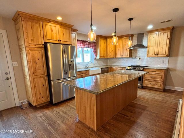 16 Maryland Avenue, West Long Branch, NJ 07764