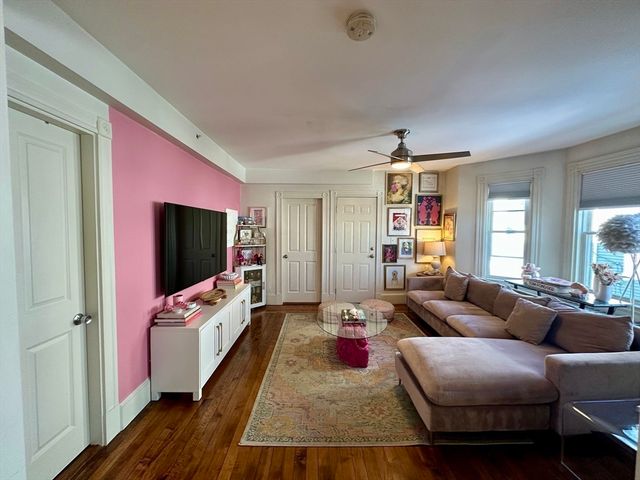 15 Bearse Ave 2, Boston, MA 02124
