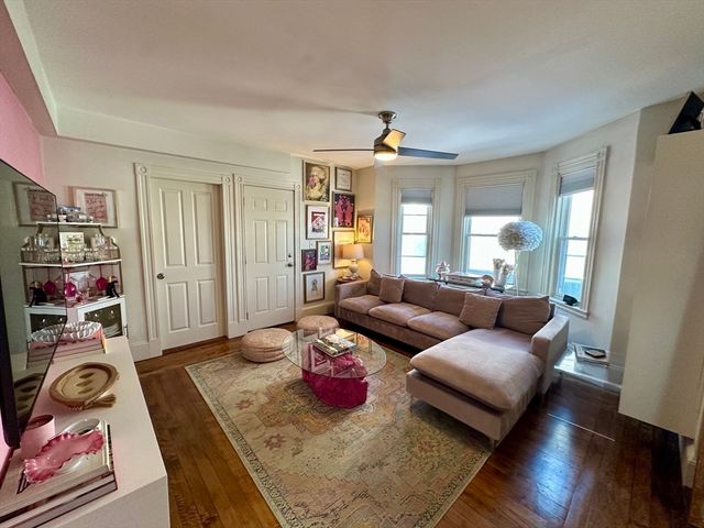 15 Bearse Ave 2, Boston, MA 02124