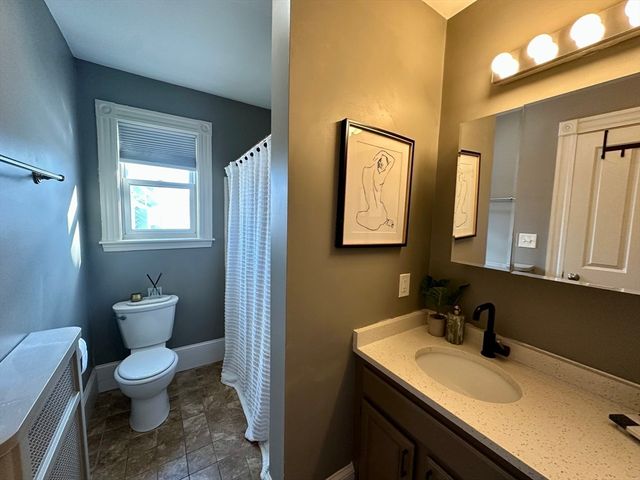 15 Bearse Ave 2, Boston, MA 02124