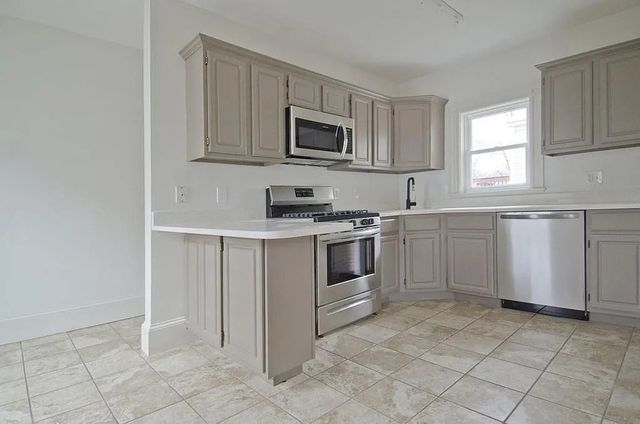 15 Bearse Ave 2, Boston, MA 02124