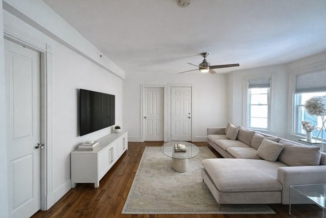 15 Bearse Ave 2, Boston, MA 02124