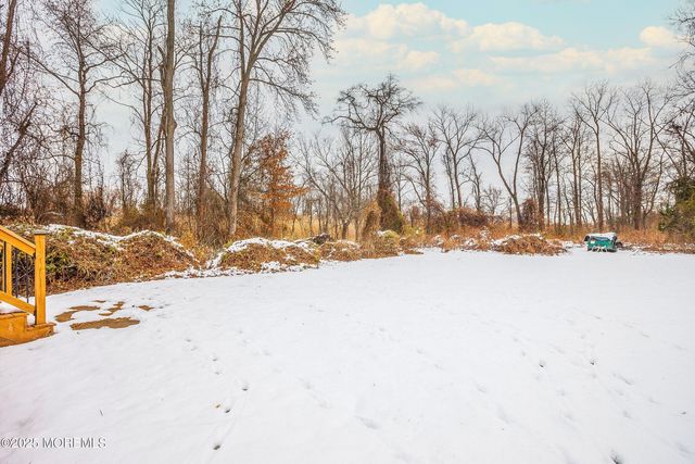 119 East Road, Belford, NJ 07718