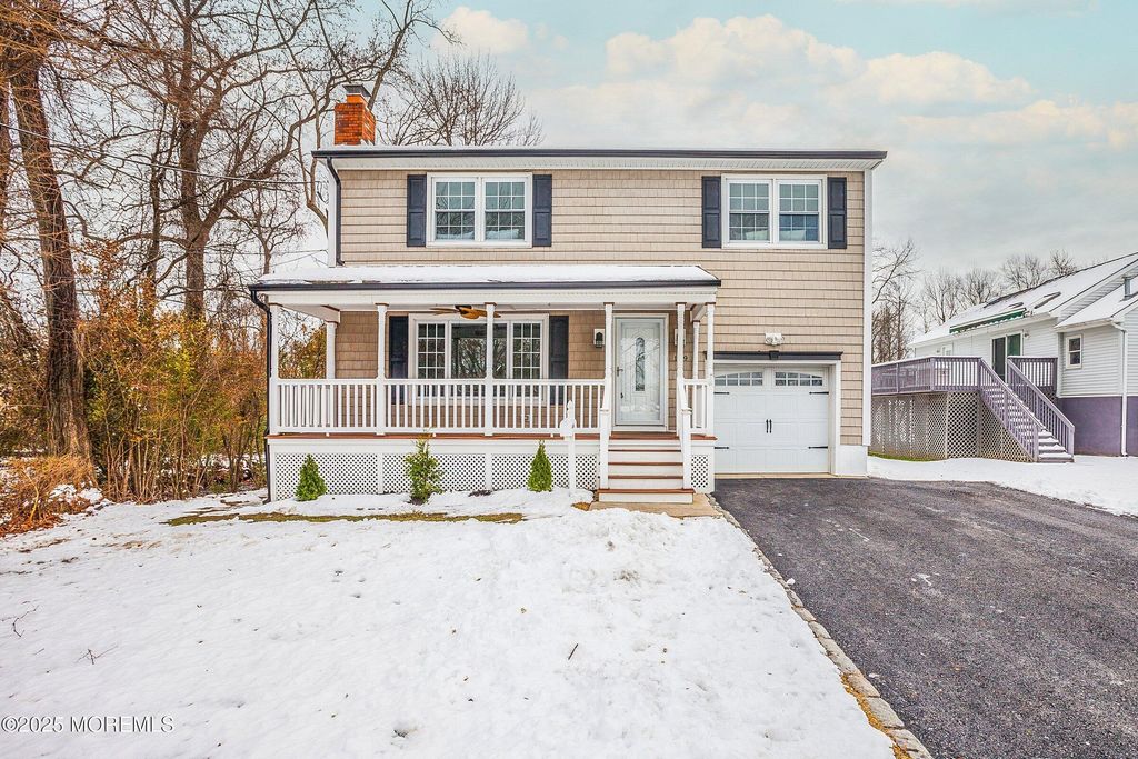 119 East Road, Belford, NJ 07718