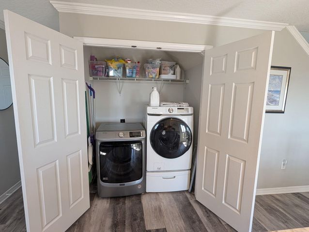 732 Saltair Lane, Mary Esther, FL 32569