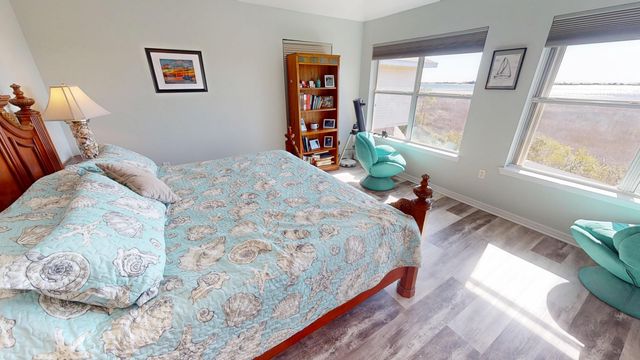 732 Saltair Lane, Mary Esther, FL 32569