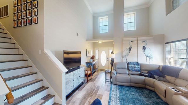 732 Saltair Lane, Mary Esther, FL 32569