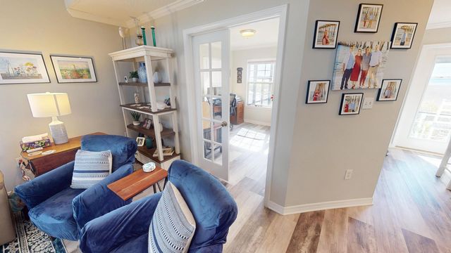 732 Saltair Lane, Mary Esther, FL 32569