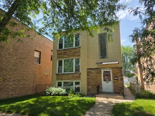 5452 N Central Avenue 1, Chicago, IL 60630