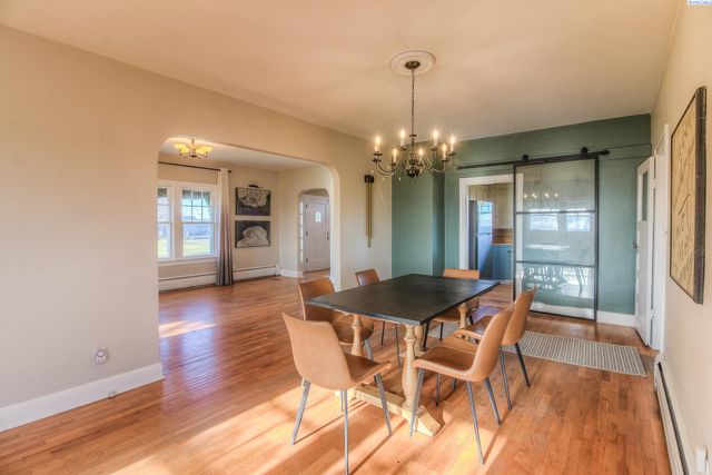 1921 Olmstead Rd, Grandview, WA 98930