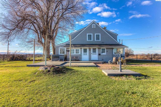 1921 Olmstead Rd, Grandview, WA 98930