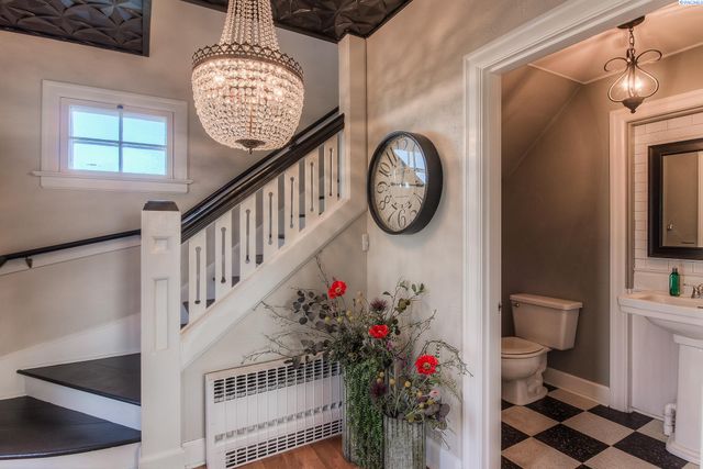 1921 Olmstead Rd, Grandview, WA 98930