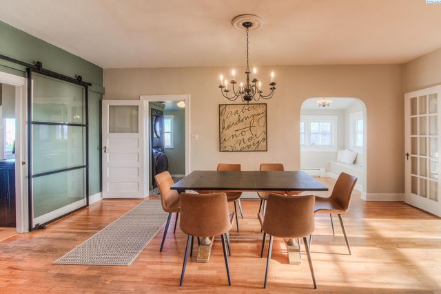 1921 Olmstead Rd, Grandview, WA 98930