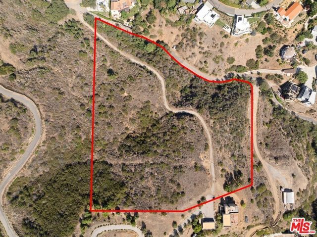 2826 Coralglen Drive, Malibu, CA 90265