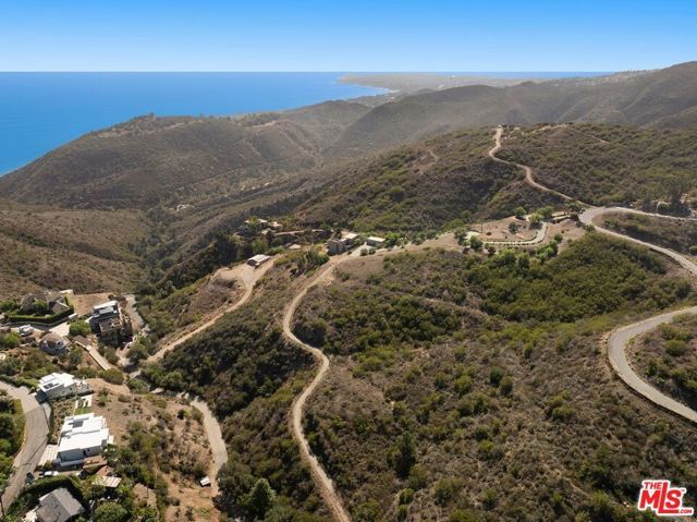 2826 Coralglen Drive, Malibu, CA 90265