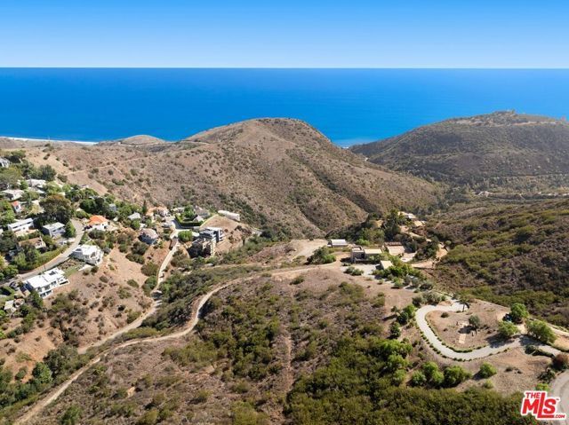 2826 Coralglen Drive, Malibu, CA 90265