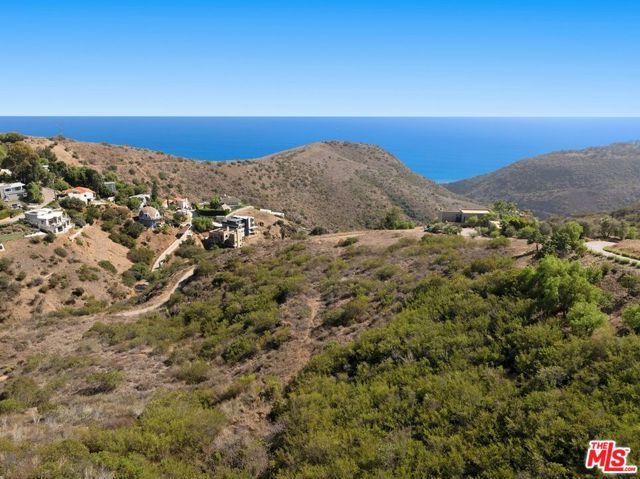 2826 Coralglen Drive, Malibu, CA 90265