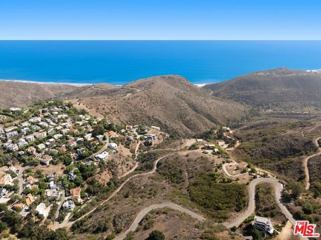 2826 Coralglen Drive, Malibu, CA 90265